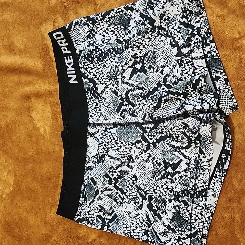 Women's Nike Pro spandex